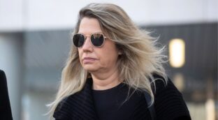 Anulan la declaración como testigo de la asesora de Gómez, pero sigue investigada