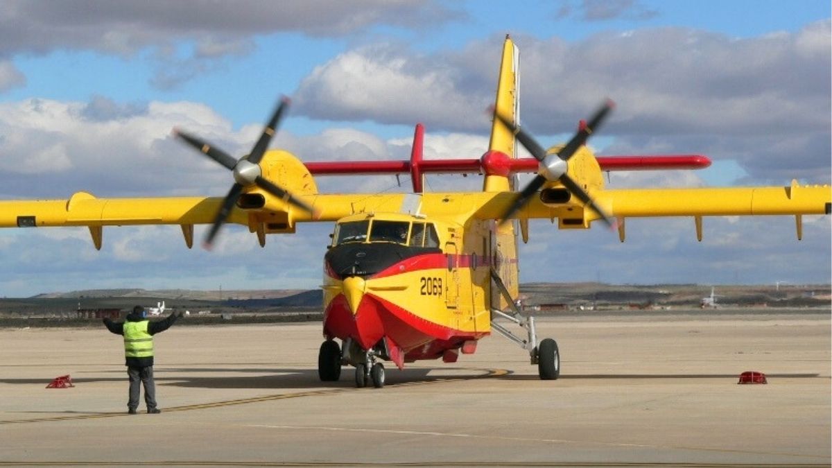 España arde un 61% menos este año por incendios forestales