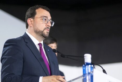 Barbón anima a Sánchez a «llegar hasta el final» tras el caso de Santos Cerdán