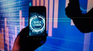 Atar en corto al político gracias a la tecnología 'blockchain'