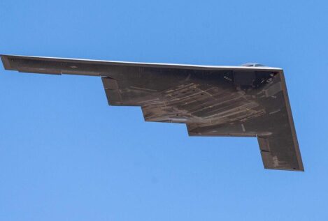EEUU despliega sus bombarderos B-2 hacia el Pacífico mientras Trump sopesa atacar Irán