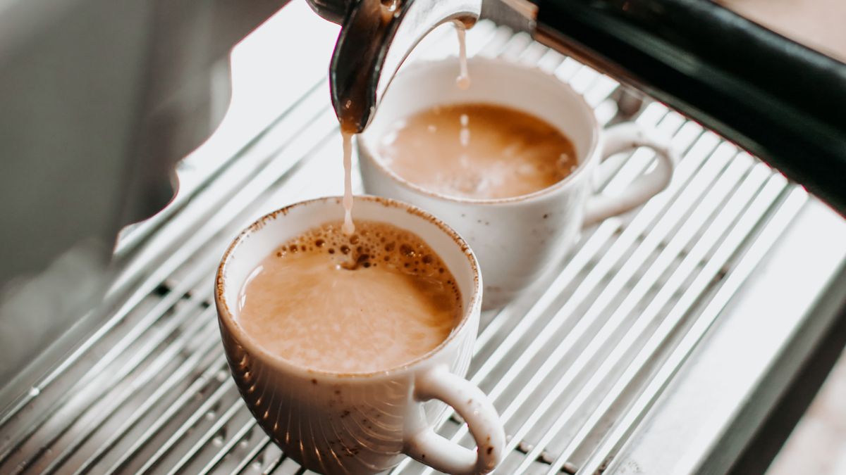 Tomar café puede interferir con la medicación y aumentar los efectos secundarios