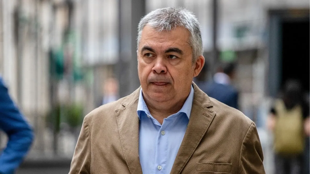 Así es el ático de lujo en el que vive Santos Cerdán en Madrid: 120 metros y dos terrazas