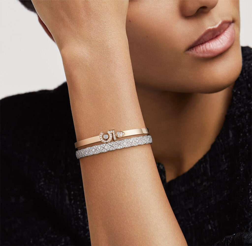 Pulseras metálicas de Chanel
