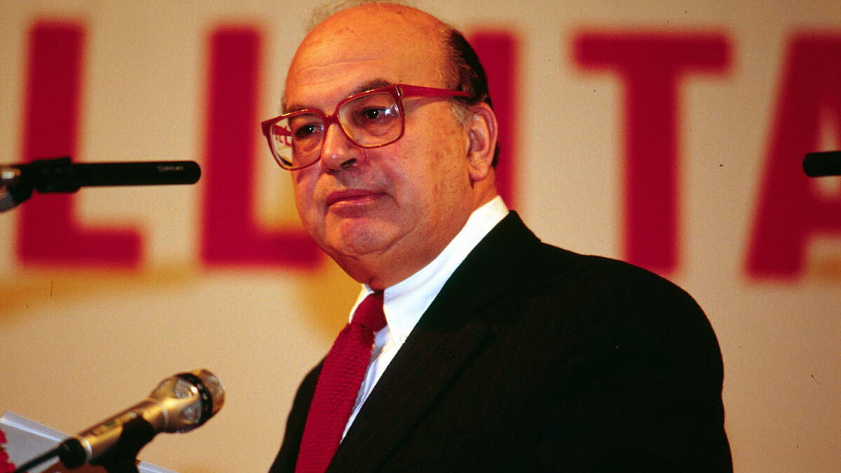 Los errores de Pedro Sánchez recuerdan a cómo Bettino Craxi hundió al socialismo italiano