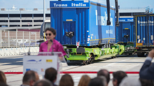 Hacienda cuestiona la política de personal del Puerto de Valencia tras detectar irregularidades