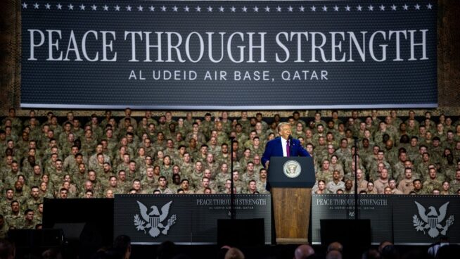 Qatar cierra su espacio aéreo ante un posible ataque de Irán a una base estadounidense