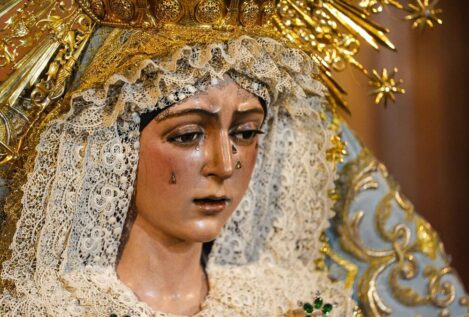 Dimiten dos responsables por la polémica restauración de la Macarena en Sevilla