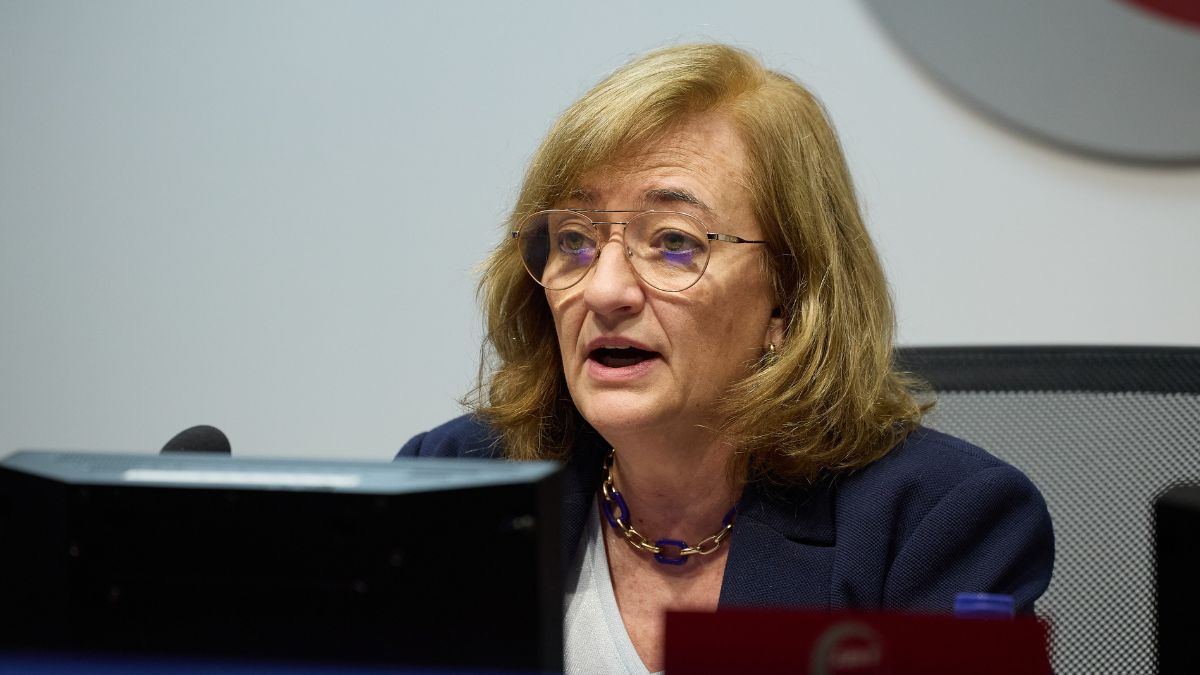La Airef advierte de que la deuda pública podría alcanzar el 181% del PIB en 2070