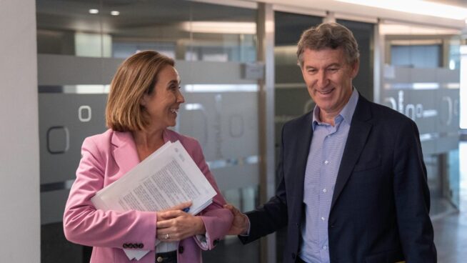 Cuca Gamarra pide a Feijóo su relevo como secretaria general del PP