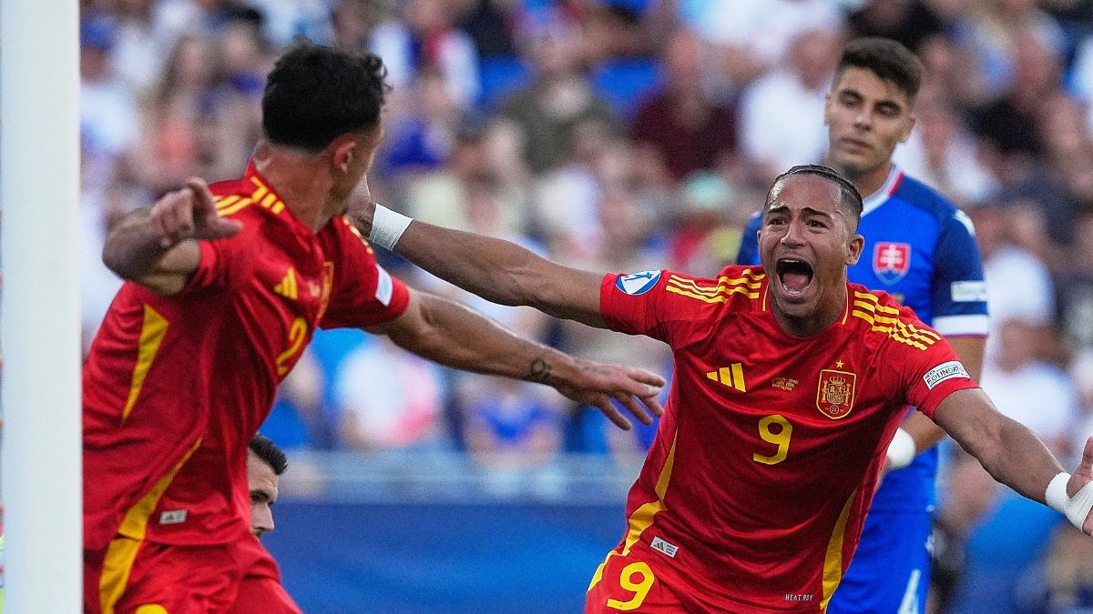 Tárrega salva ‘in extremis’ a España en su estreno en el Europeo sub 21 contra Eslovaquia