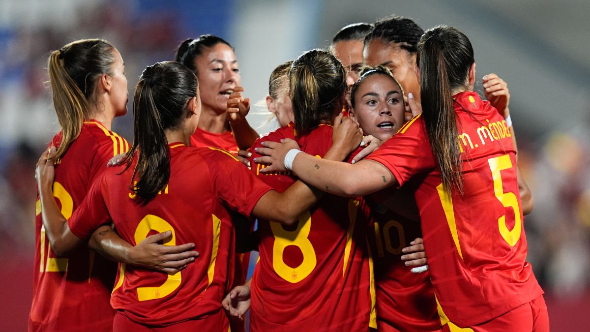 España sueña con alzar su primera Eurocopa femenina en la historia
