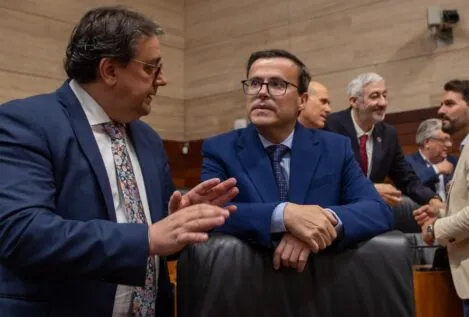 Mismo día y mismo notario: las pruebas del posible fraude de ley del aforado Gallardo