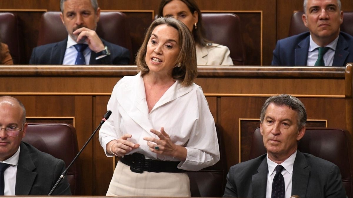 Gamarra acusa a Montero de «estar en el centro de la corrupción»