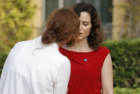 Encontronazo entre la ministra Mónica García y Ayuso en la Conferencia de Presidentes