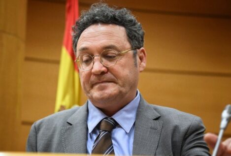 Manos Limpias pide cuatro años de cárcel para el fiscal general por revelación de secretos