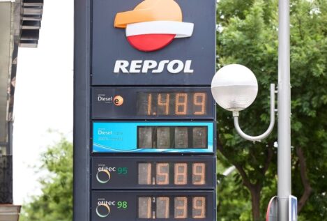 El barril de petróleo escala hasta los 81,40 dólares tras el ataque de EEUU a Irán