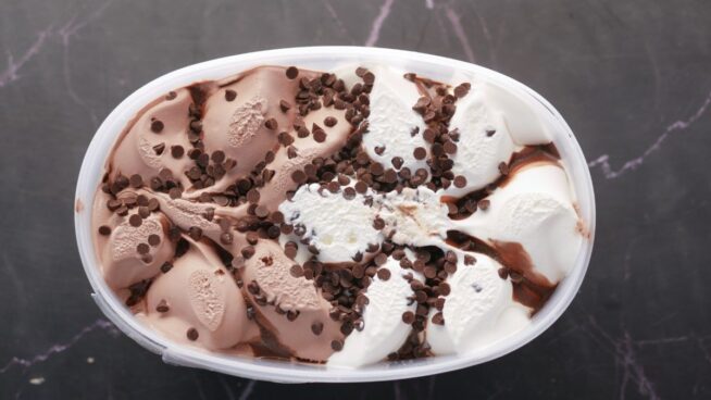 Los tres helados más saludables del supermercado, según la OCU