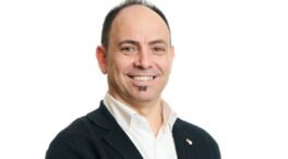 Iván Cacho Isla toma posesión del escaño del Congreso que dejó vacante Santos Cerdán