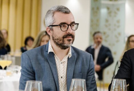 Sanidad, sobre el consumo de alcohol: «Ayuso hace poco menos que de delegada comercial»