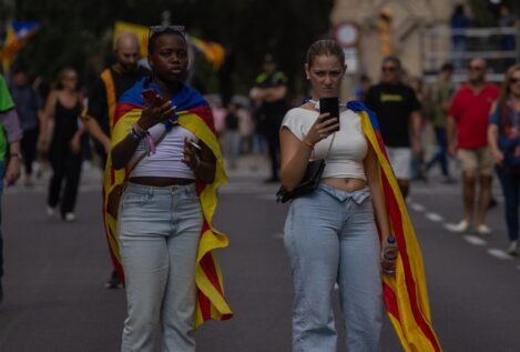 Cae en picado el número de jóvenes de 16 a 29 años que se sienten «solo catalanes»