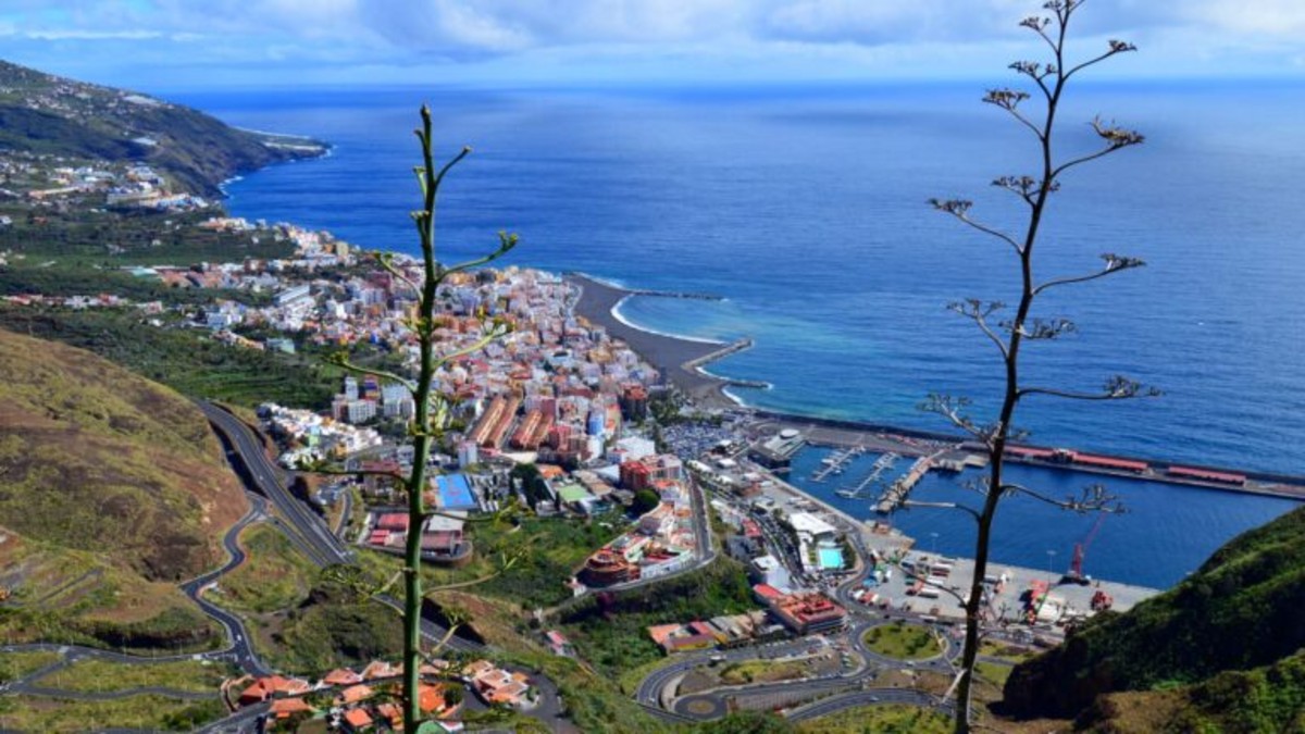 Apagón en La Palma: la isla se enfrenta a su cuarto cero energético en dos meses