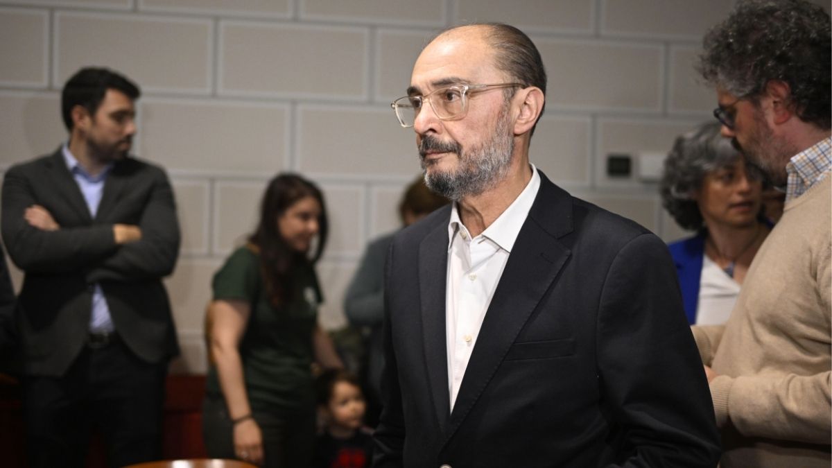 Lambán pide al PSOE que actúe ante el «daño reputacional» que está causando Leire Díez