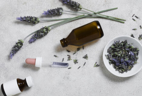 Las flores tienen propiedades cosméticas con las que podrás mejorar el aspecto de la piel