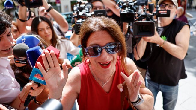 «Pacto de no agresión» en Ferraz: Leire Díez se da de baja tras llevar los USB de sus pesquisas