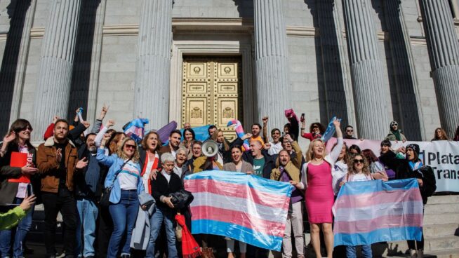 Madrid y Cataluña acapararon casi la mitad de los cambios de sexo en 2024