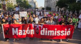 Miles de personas recorren Valencia para exigir por octava vez la dimisión de Mazón por la dana