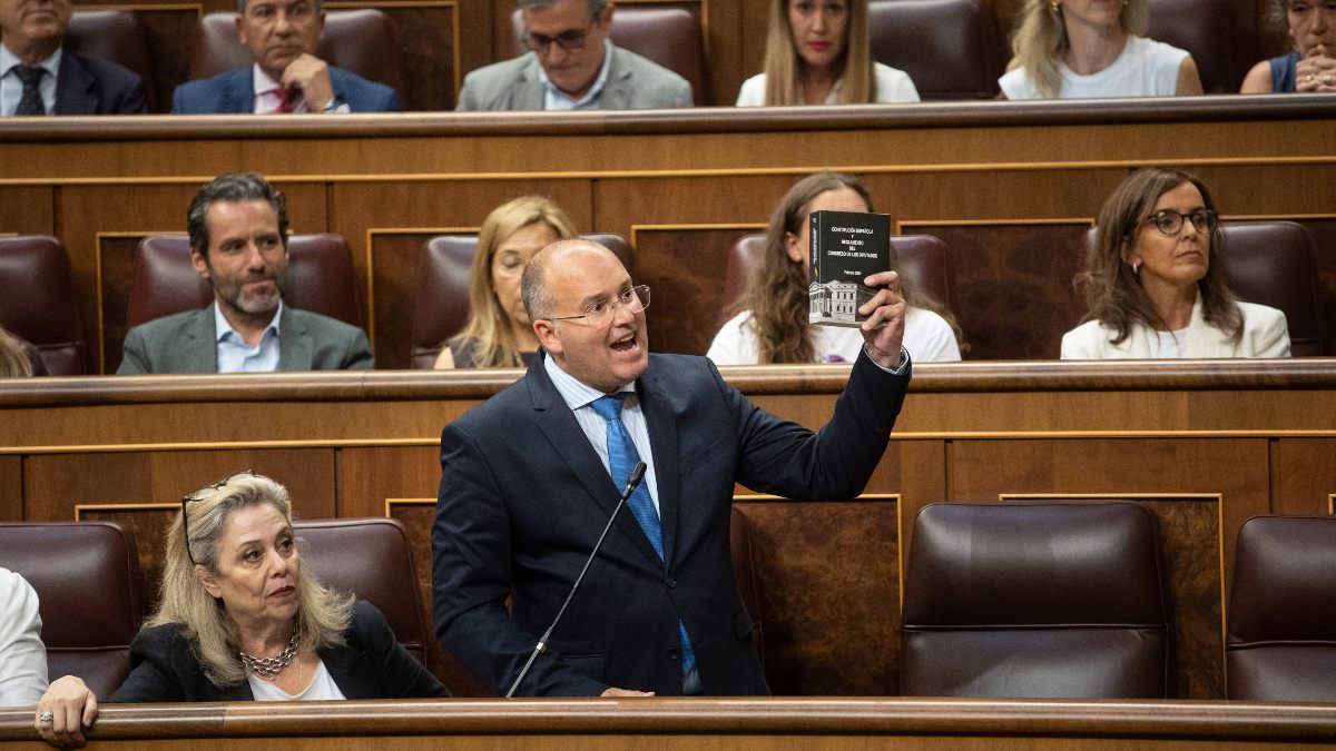 Bronca en el Congreso: Sánchez se niega a comparecer en el pleno antes del 9 de julio