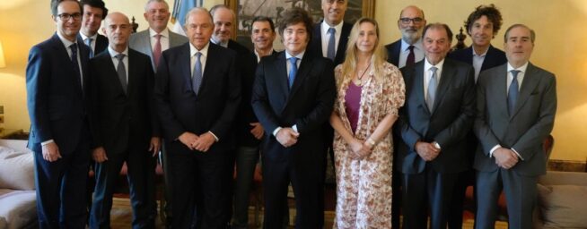 Milei se reúne en Madrid con empresarios españoles