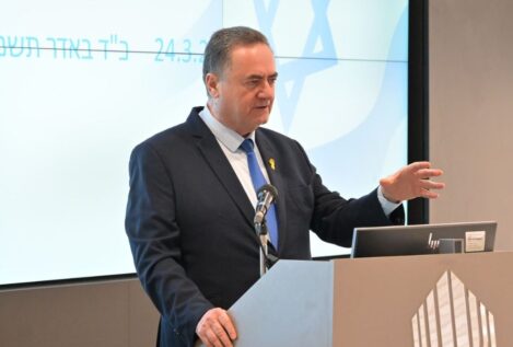 Israel dice que «un tornado pasa sobre Teherán»: «Así es como caen las dictaduras»