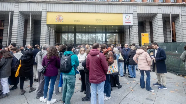 Cascada de renuncias MIR: las medidas de Sanidad no frenan los abandonos