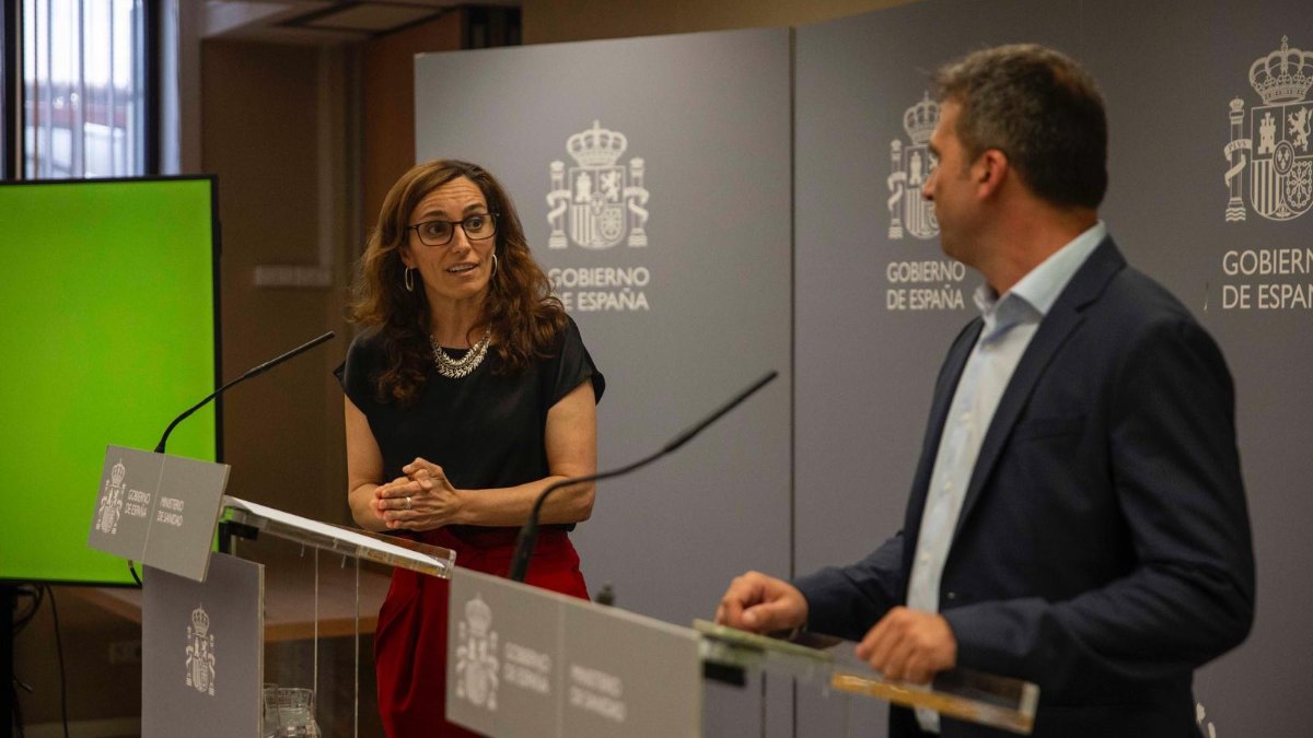 Sanidad se compromete a prorrogar el plan de choque para la ELA hasta que se financie la ley