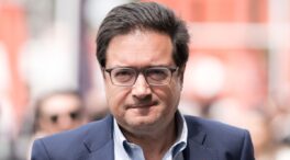 Óscar López defiende que el partido «ya ha actuado» ante el caso Leire Díez y está fuera