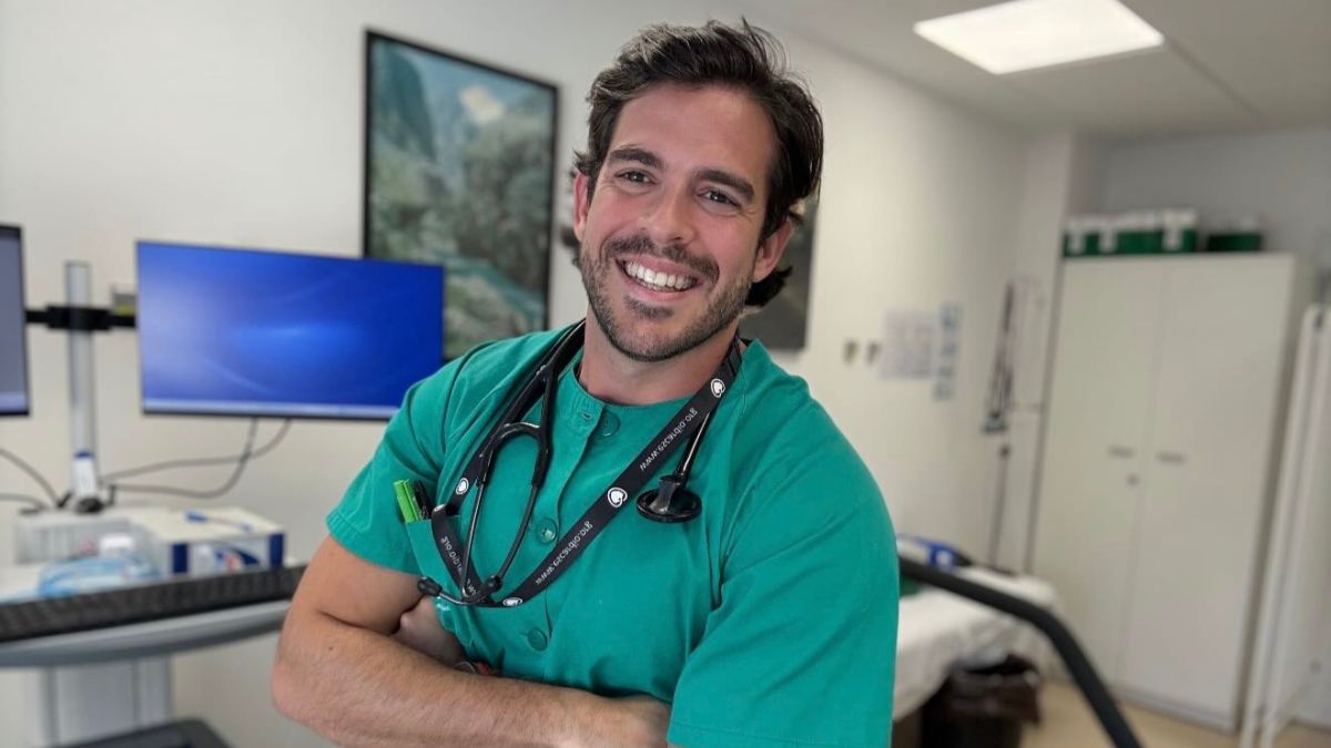 Aurelio Rojas, cardiólogo: «Las pastillas de cafeína no son energía, son una deuda con tu corazón»