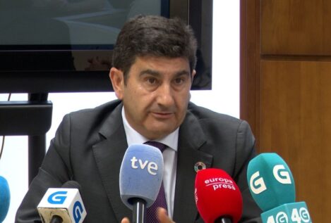 El Gobierno, «en contacto permanente» con la expedición que busca bidones radiactivos