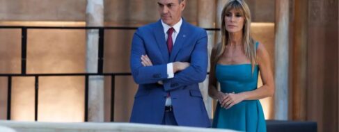 Sánchez y Gómez reciben una renta mensual por la casa familiar pagada con las saunas