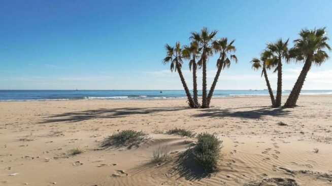 La playa más tranquila de Valencia que no está en Cullera ni en Gandía