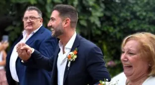 Stephane Soriano, alto cargo del PP valenciano, se casa consigo mismo: «Vida solo hay una»