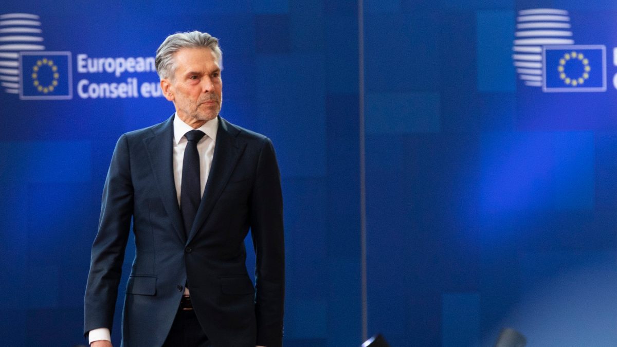 Dimite el primer ministro de Países Bajos tras la salida del partido de Geert Wilders