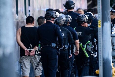 Decretado un toque de queda en el centro de Los Ángeles por las protestas