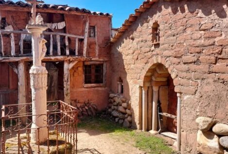 Explora la historia y belleza de los pueblos rojos en la Sierra de Ayllón