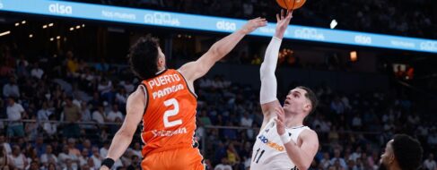 El Real Madrid arrasa al Valencia Basket y conquista su Liga número 38