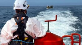 Rescatados 44 inmigrantes a bordo de una patera cerca de Lanzarote, todos ellos hombres