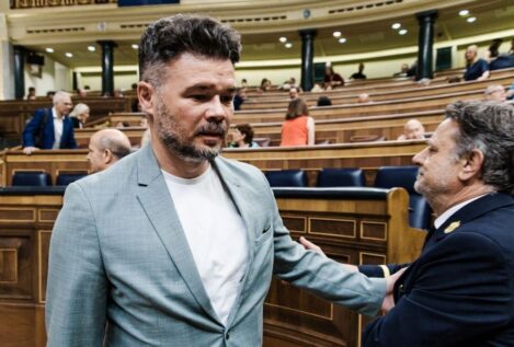 Rufián insiste en que, además de «llorar», hay que «hacer algo» antes de las elecciones