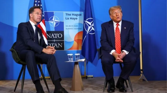 La OTAN quiere evitar un choque directo con Trump y evalúa eliminar sus cumbres anuales