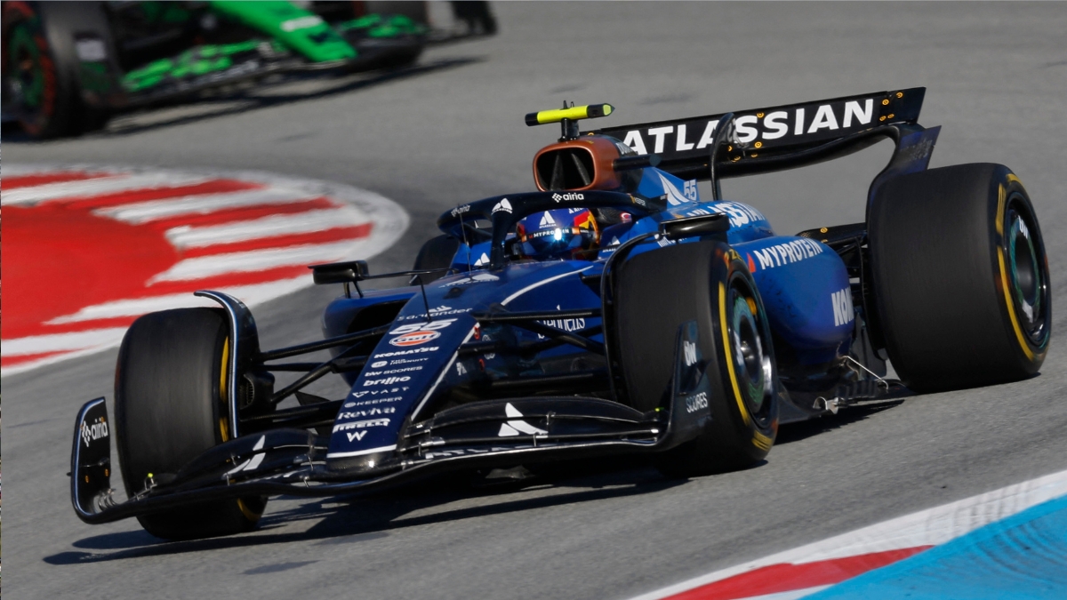 Malas noticias para Carlos Sainz: Williams no llega a los test de Barcelona